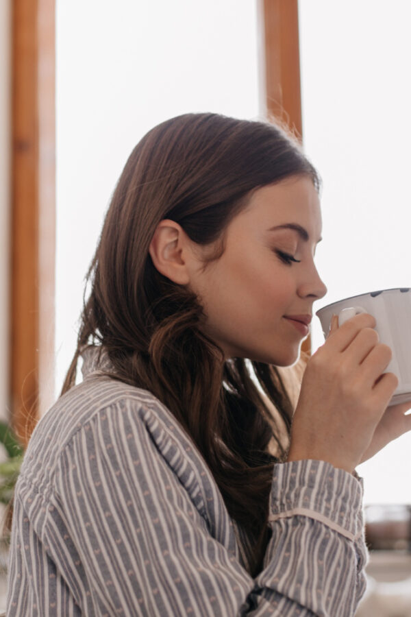 Café e bem-estar: o ritual matinal que ajuda a reduzir o estresse e melhorar o foco