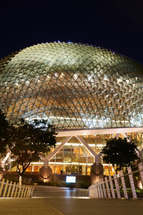 Brasília além do Congresso: dicas de passeios, restaurantes e lazer para quem se hospeda na cidade